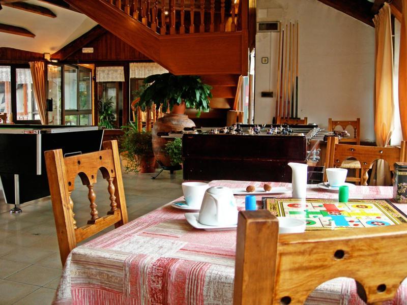 Hosteria Catalana Боссост Экстерьер фото